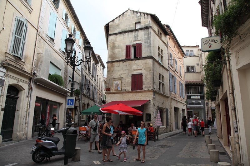 Arles
