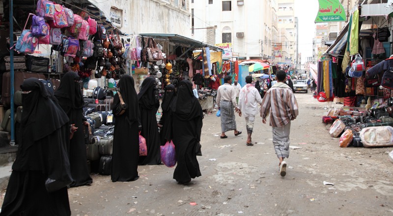 Straatbeeld in Al Mukalla